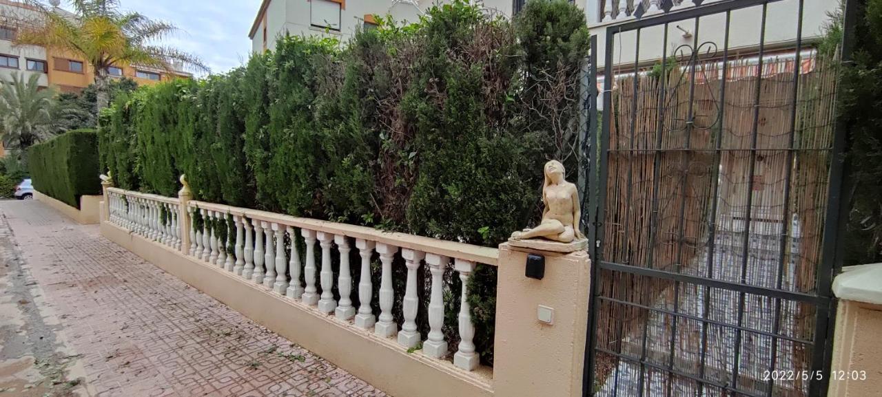 Punta Prima Bungalow Jardin Privado Torrevieja Esterno foto